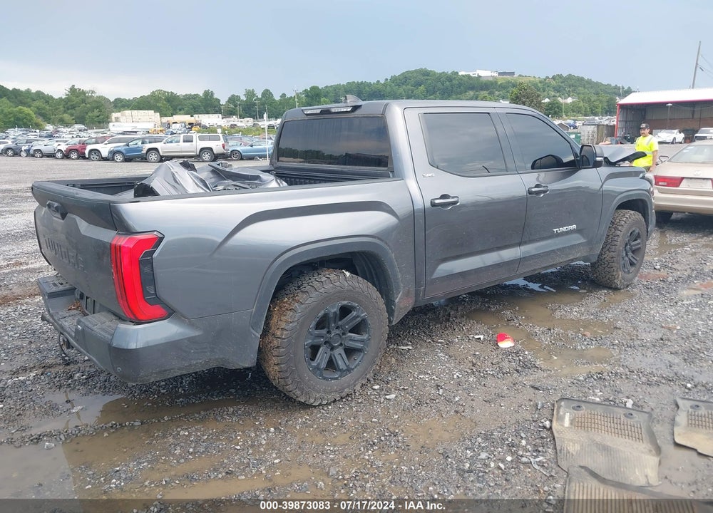 2022 TOYOTA TUNDRA SR5 VIN: 5TFLA5DB1NX038015