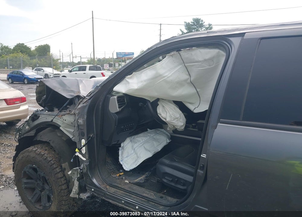 2022 TOYOTA TUNDRA SR5 VIN: 5TFLA5DB1NX038015
