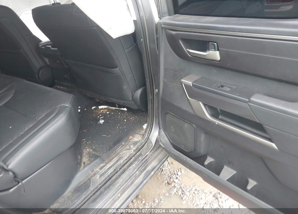 2022 TOYOTA TUNDRA SR5 VIN: 5TFLA5DB1NX038015