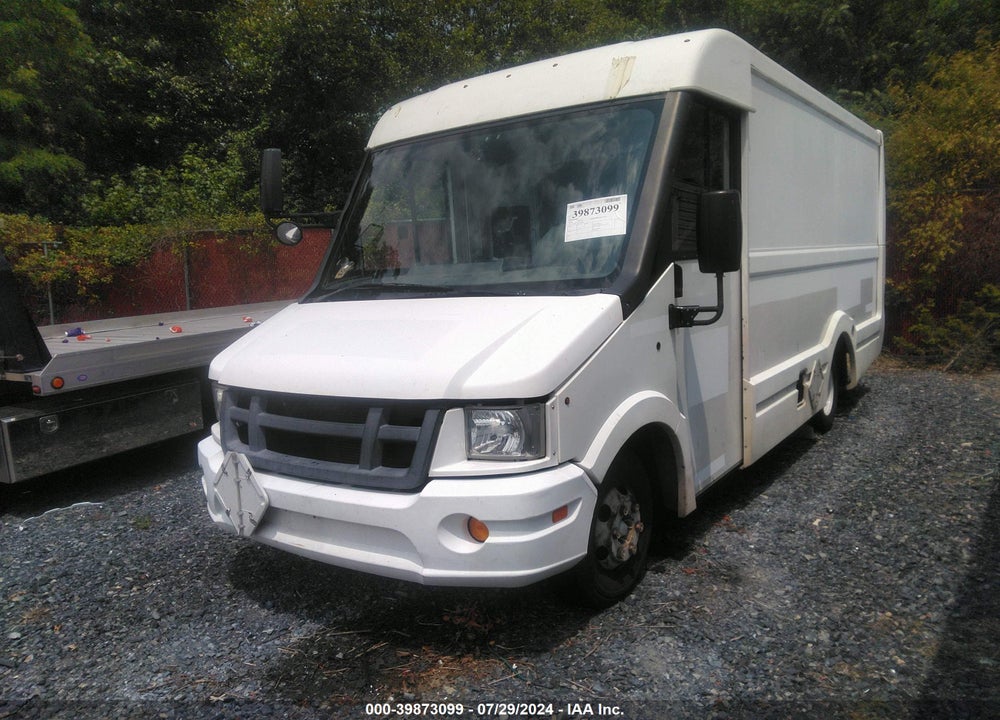 2014 ISUZU COMMERCIAL VAN VIN: JALB4T176E7W00061