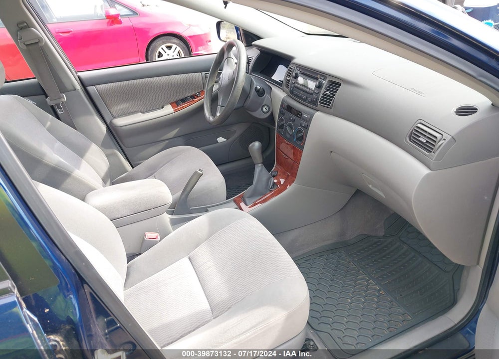 2005 TOYOTA COROLLA LE VIN: 1NXBR30E05Z369271