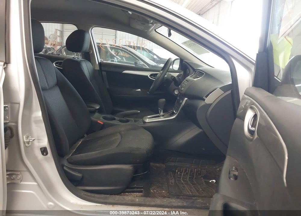2013 NISSAN SENTRA SR VIN: 3N1AB7AP3DL686873