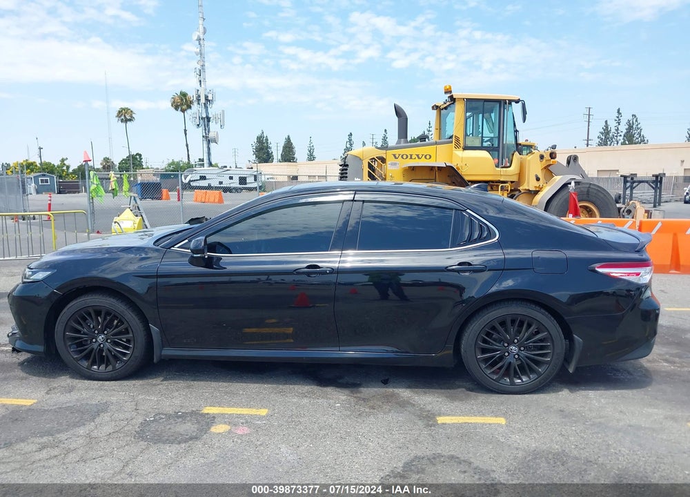 2018 TOYOTA CAMRY XLE V6 VIN: 4T1BZ1HK1JU014263