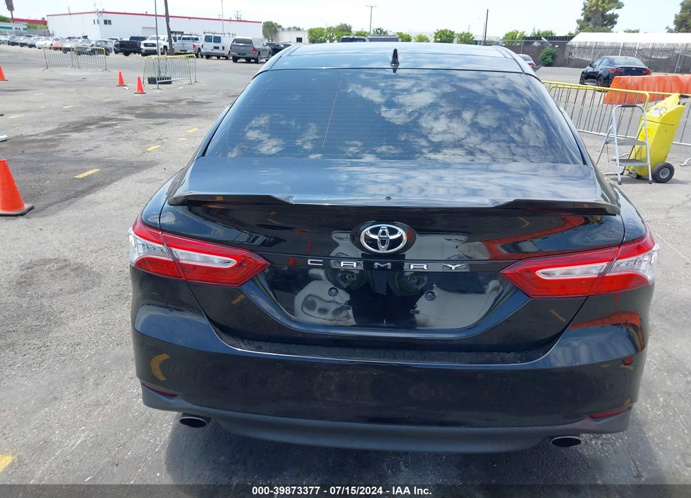 2018 TOYOTA CAMRY XLE V6 VIN: 4T1BZ1HK1JU014263