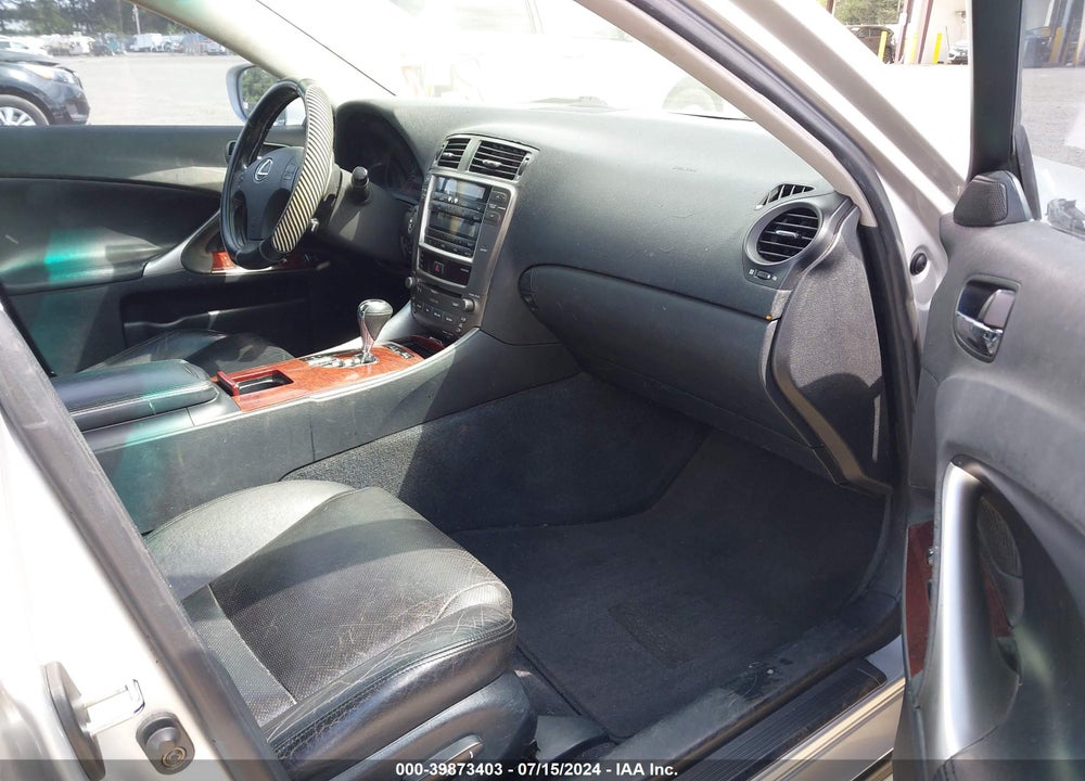 2006 LEXUS IS 350 VIN: JTHBE262365004228