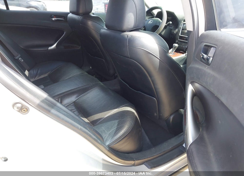 2006 LEXUS IS 350 VIN: JTHBE262365004228