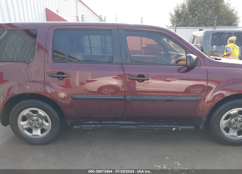 2009 HONDA PILOT LX VIN: 5FNYF48269B054867