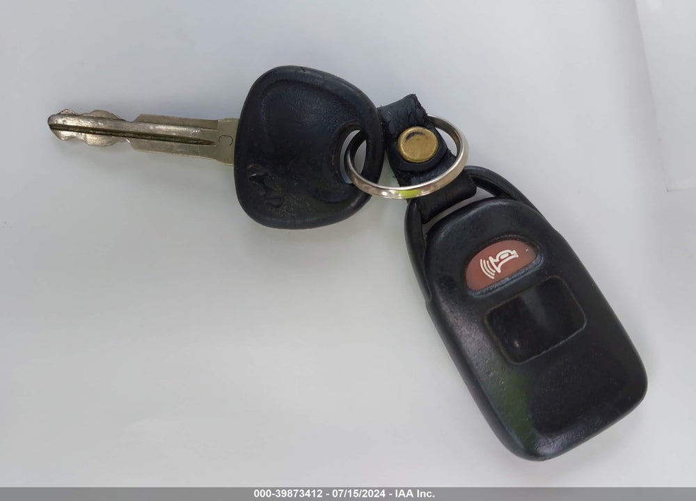 2007 HYUNDAI SANTA FE GLS VIN: 5NMSG13D17H050330