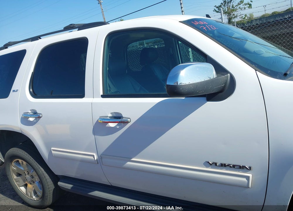 2011 GMC YUKON SLT VIN: 1GKS2CE0XBR264617