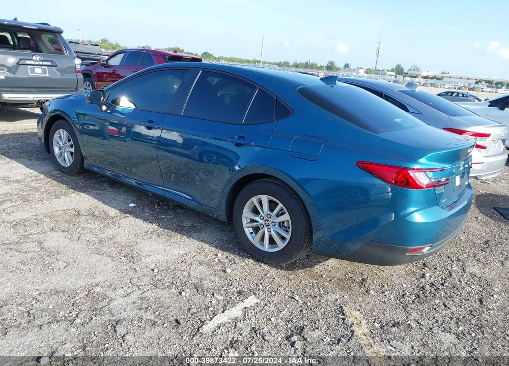 2025 TOYOTA CAMRY LE VIN: 4T1DAACK7SU502545