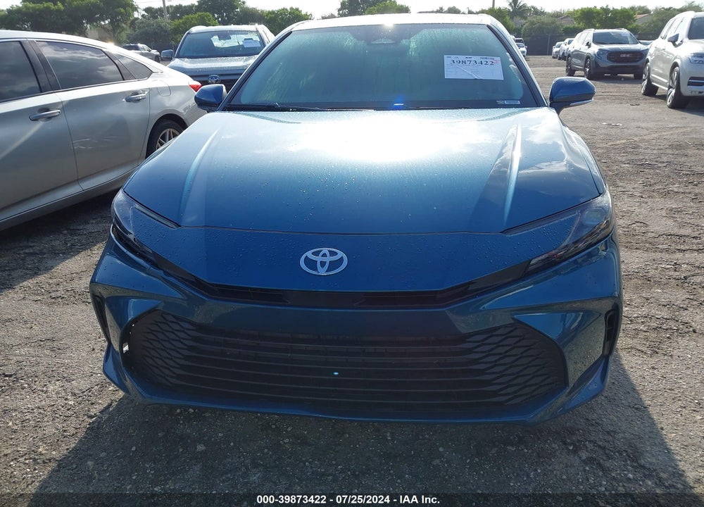 2025 TOYOTA CAMRY LE VIN: 4T1DAACK7SU502545
