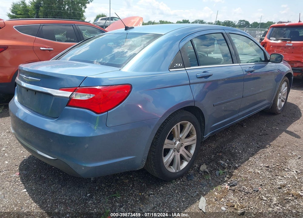 2011 CHRYSLER 200 TOURING VIN: 1C3BC1FB0BN607220