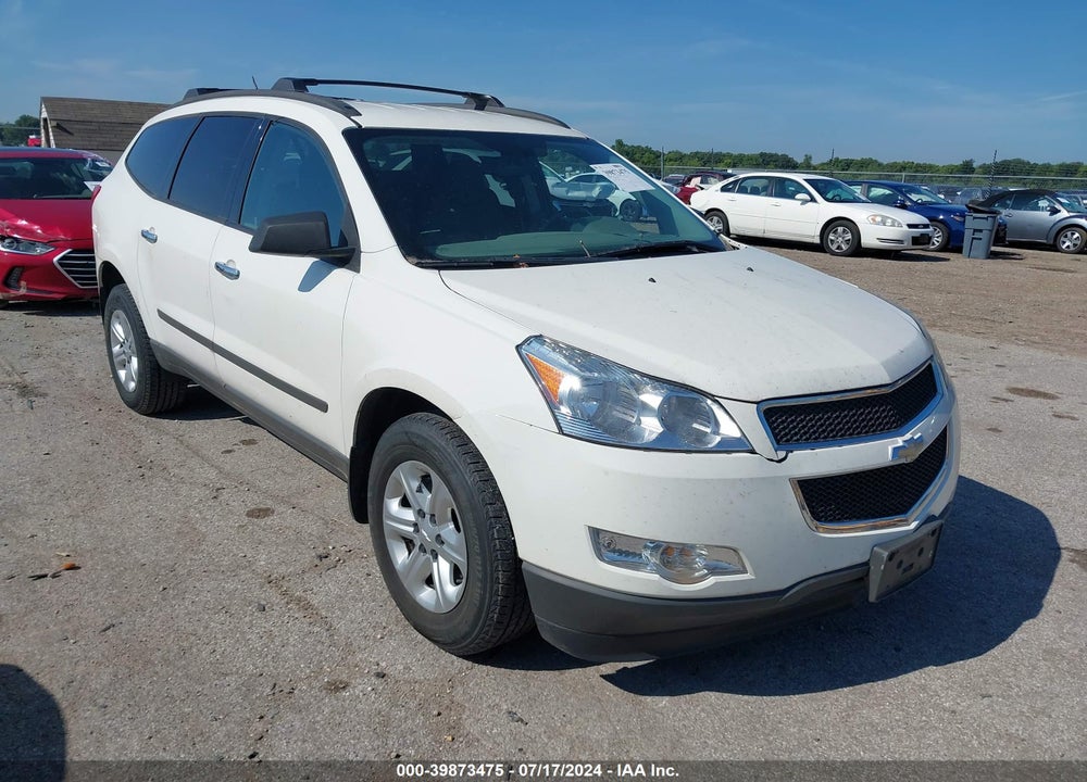 2011 CHEVROLET TRAVERSE LS VIN: 1GNKRFED9BJ356142