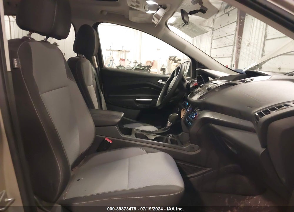 2017 FORD ESCAPE SE VIN: 1FMCU0G90HUB57632