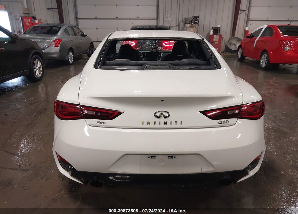 2018 INFINITI Q60 3.0T LUXE VIN: JN1EV7ELXJM390945