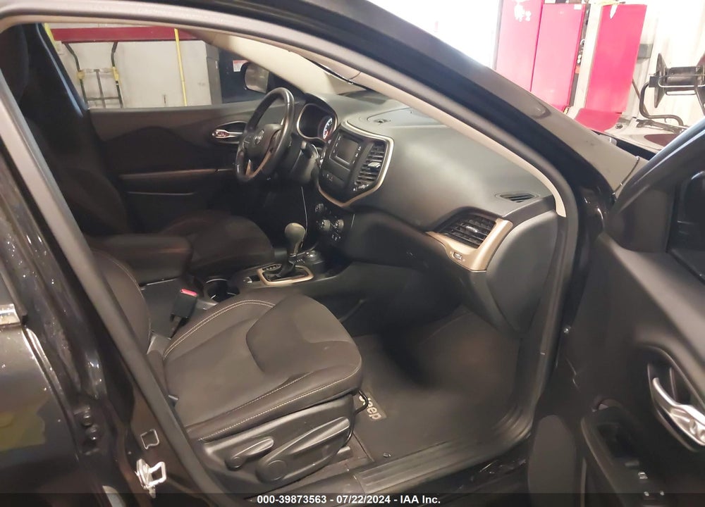 2016 JEEP CHEROKEE LATITUDE VIN: 1C4PJMCB4GW214691