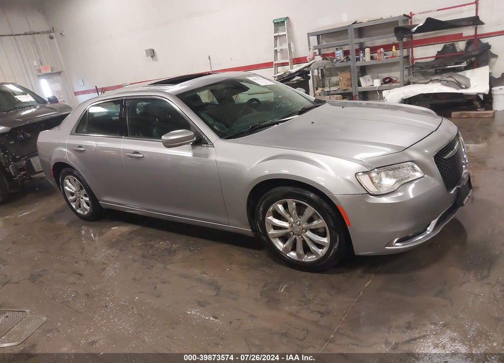 2016 CHRYSLER 300 LIMITED VIN: 2C3CCARG2GH183132