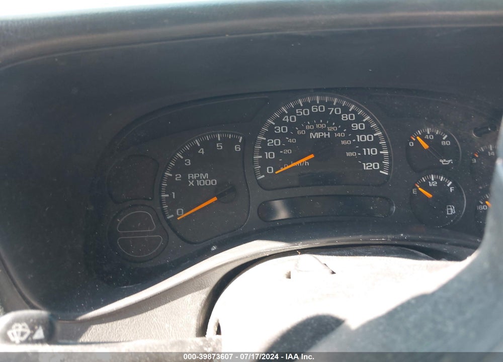 2005 CHEVROLET AVALANCHE 1500 LS VIN: 3GNEK12Z15G148220