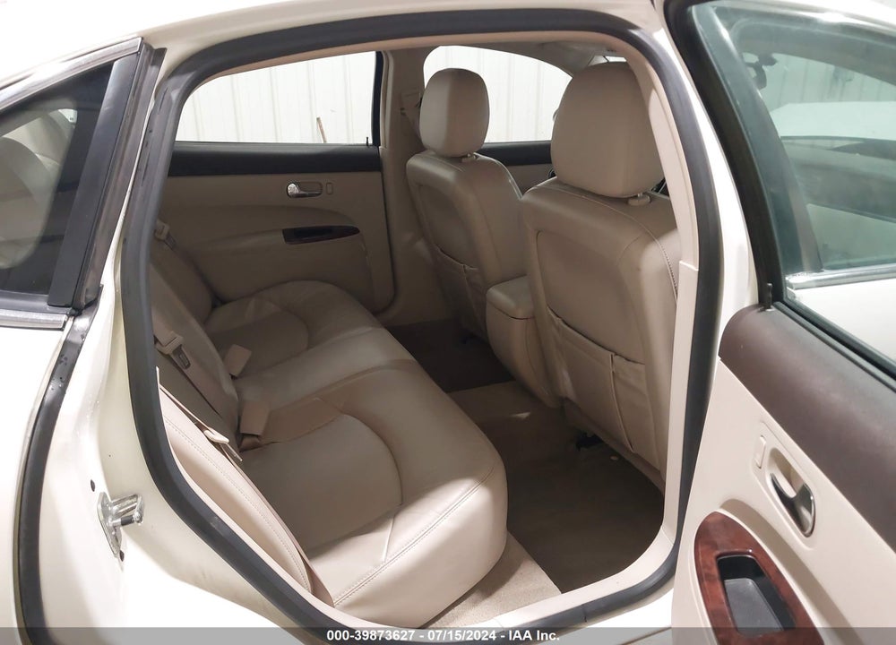 2008 BUICK LACROSSE CXL VIN: 2G4WD582181162880