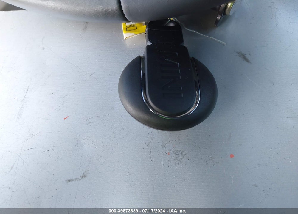 2023 MINI CONVERTIBLE COOPER S VIN: WMW43DL04P3R07223