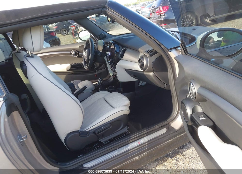 2023 MINI CONVERTIBLE COOPER S VIN: WMW43DL04P3R07223