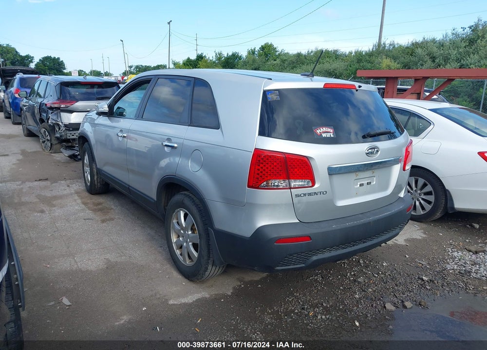 2012 KIA SORENTO LX VIN: 5XYKT3A10CG189868