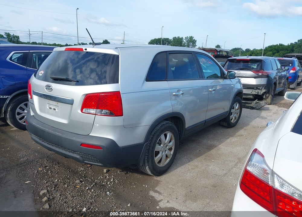 2012 KIA SORENTO LX VIN: 5XYKT3A10CG189868