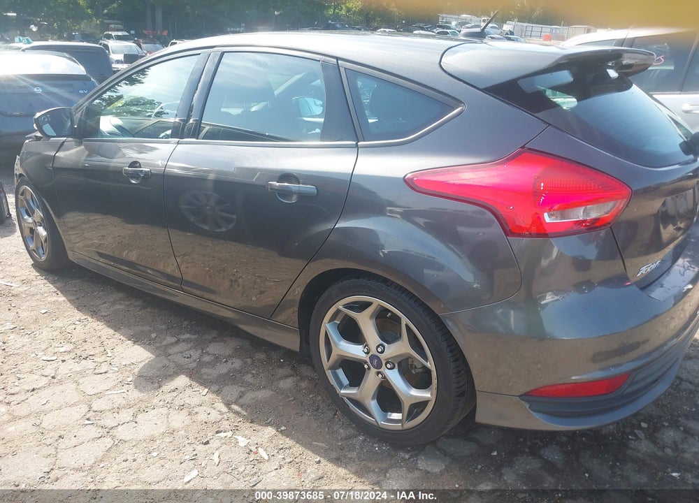 2016 FORD FOCUS ST VIN: 1FADP3L95GL201030
