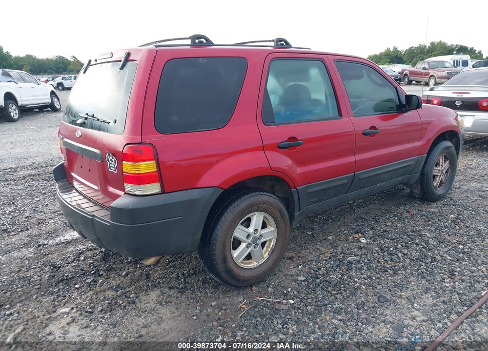 2005 FORD ESCAPE XLS VIN: 1FMYU02Z45KB07062