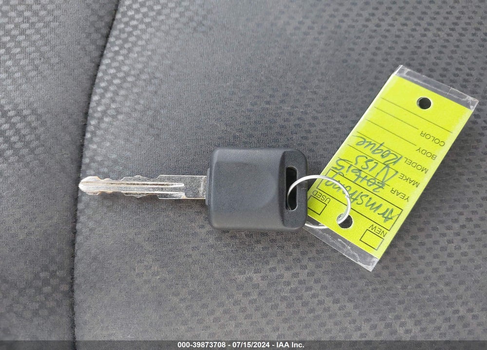 2015 NISSAN ROGUE SELECT S VIN: JN8AS5MV5FW254623