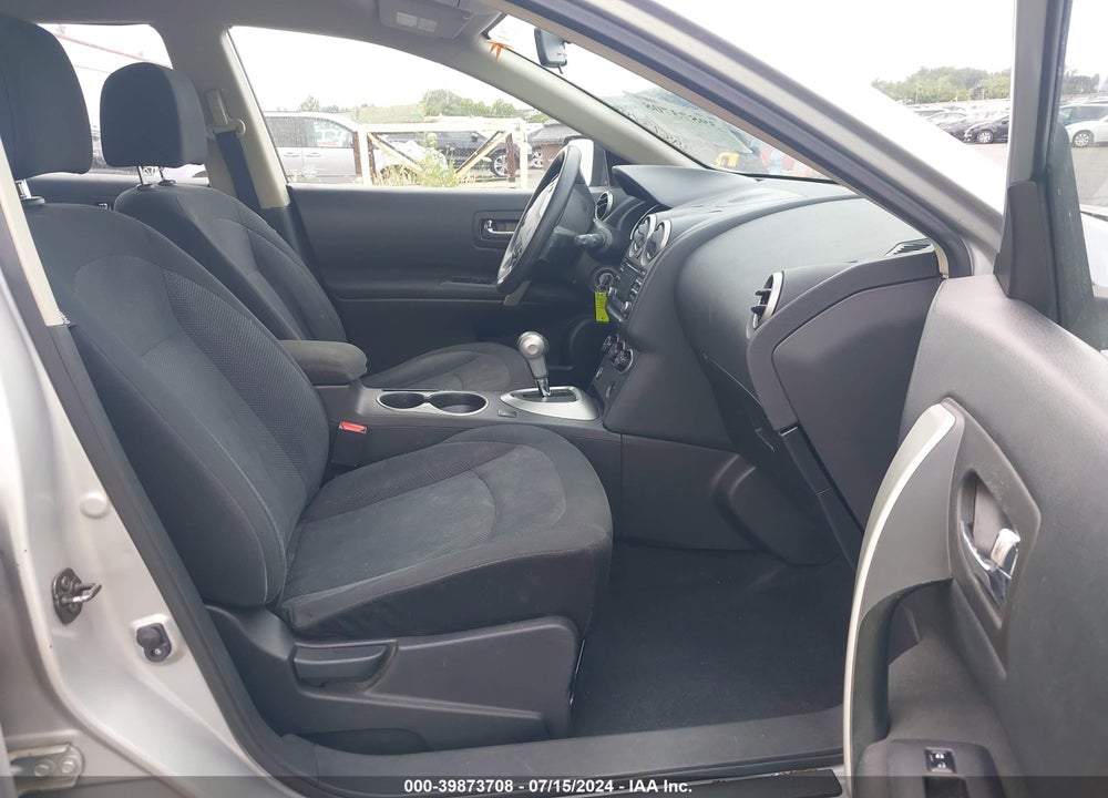 2015 NISSAN ROGUE SELECT S VIN: JN8AS5MV5FW254623