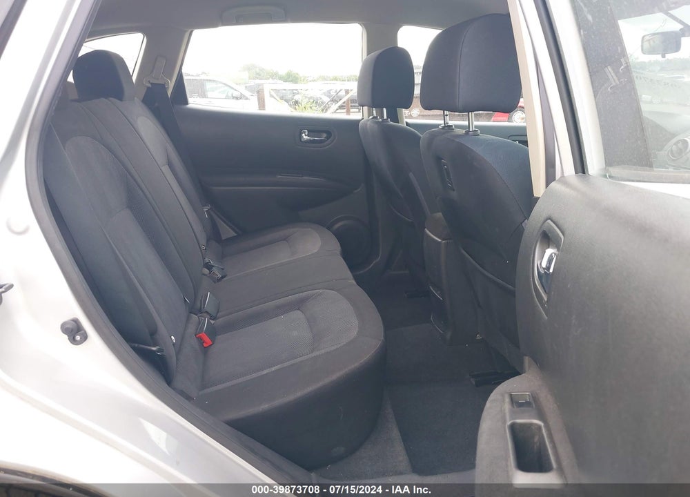 2015 NISSAN ROGUE SELECT S VIN: JN8AS5MV5FW254623