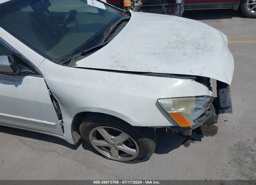 2004 HONDA ACCORD VIN: JHMCM56814C004539