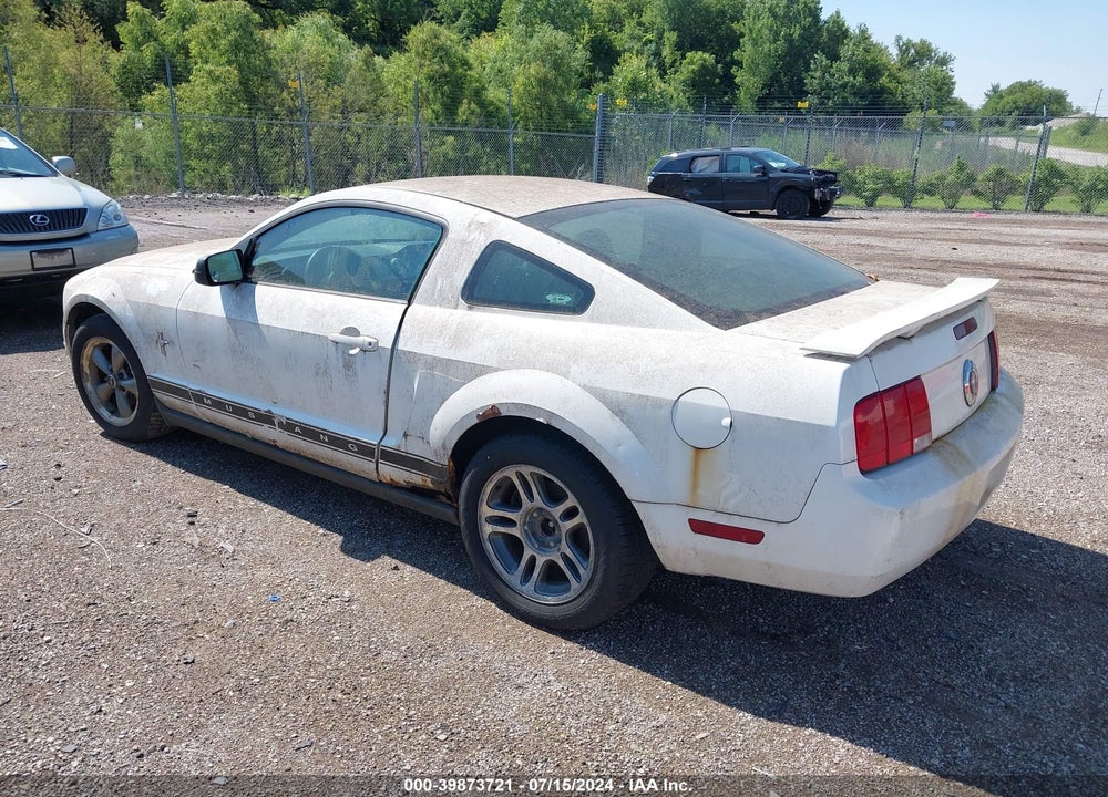 2006 FORD MUSTANG V6 VIN: 1ZVFT80N565180564