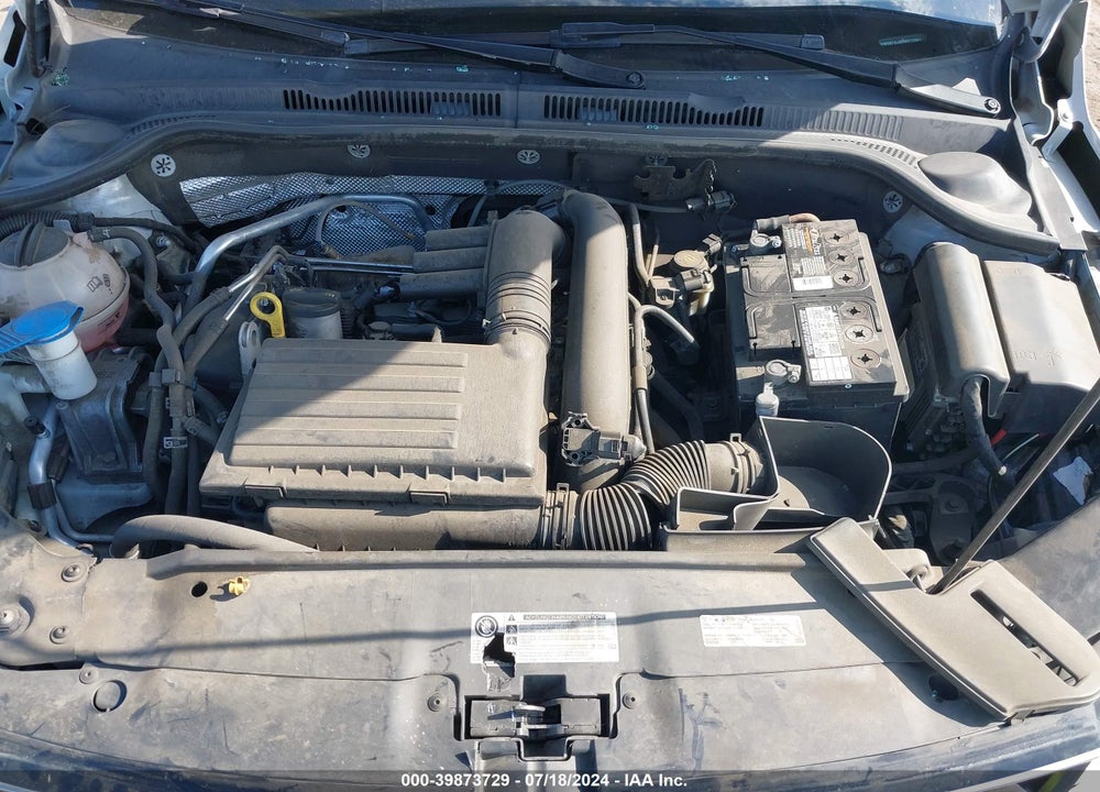 2017 VOLKSWAGEN JETTA 1.4T SE VIN: 3VWDB7AJ8HM312584