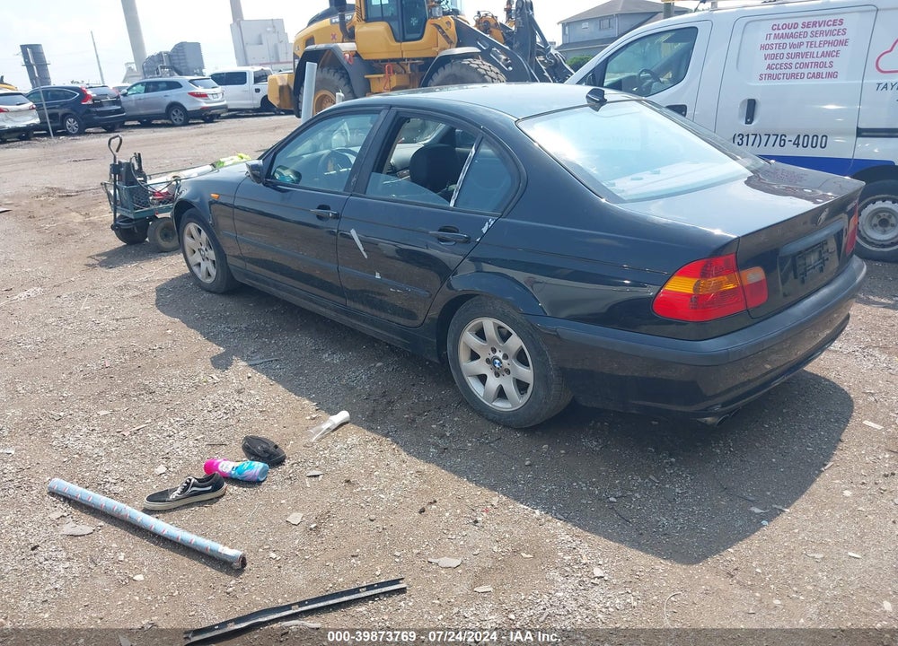 2004 BMW 325XI VIN: WBAEU33454PR07816
