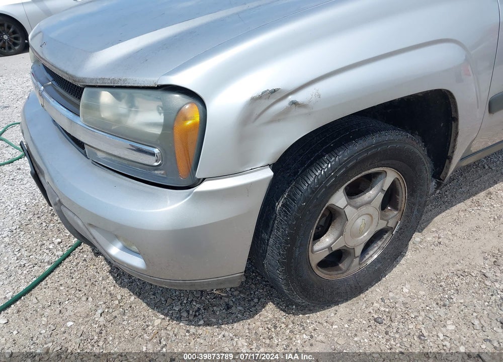 2005 CHEVROLET TRAILBLAZER EXT LS VIN: 1GNES16S156162892
