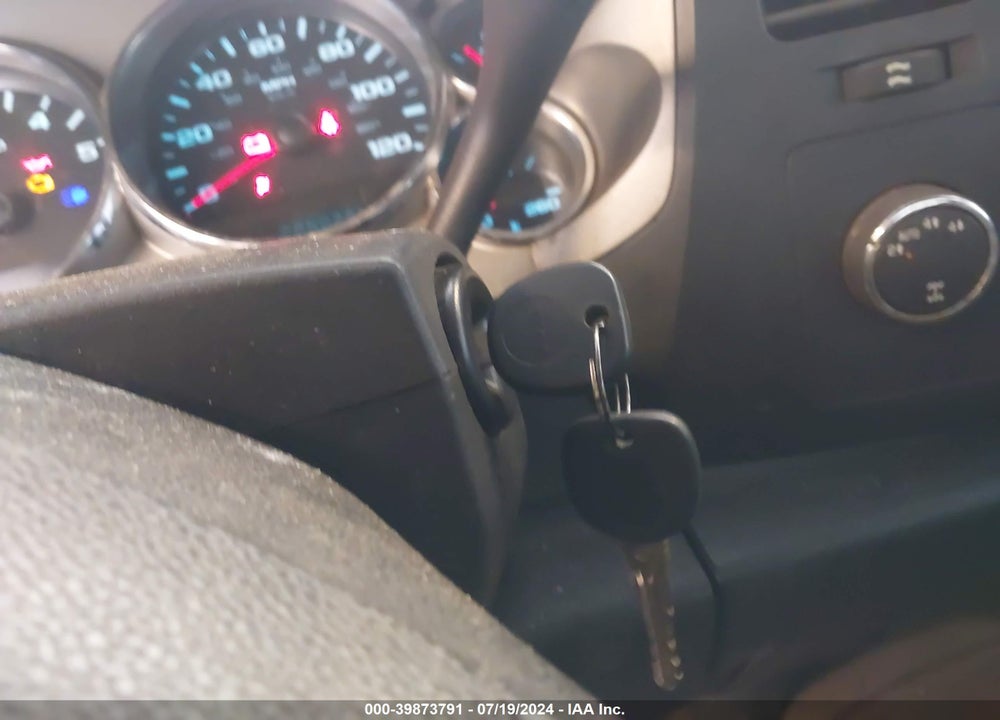 2007 CHEVROLET SILVERADO 1500 LT1 VIN: 2GCEK19C371727084