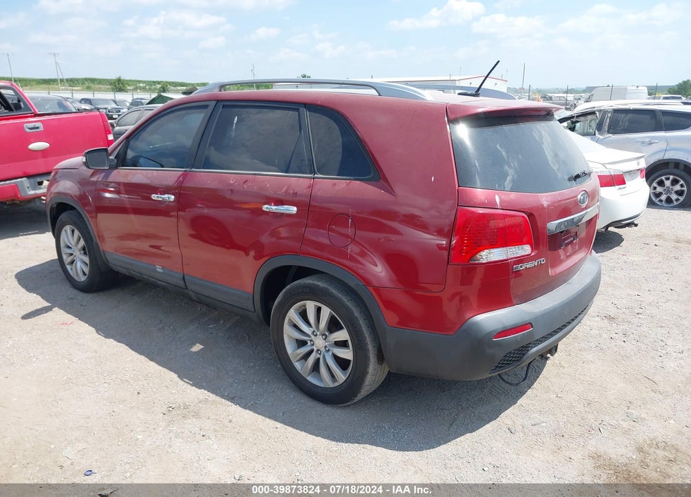 2011 KIA SORENTO EX V6 VIN: 5XYKU4A27BG021736
