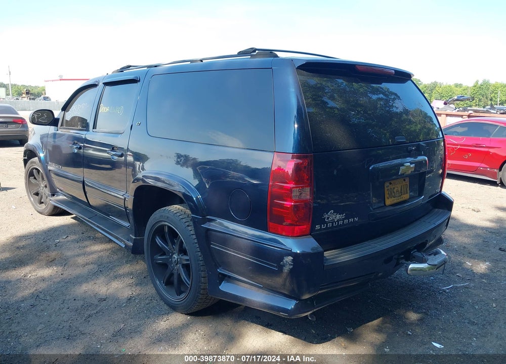 2007 CHEVROLET SUBURBAN 1500 LT VIN: 3GNFK16357G197238