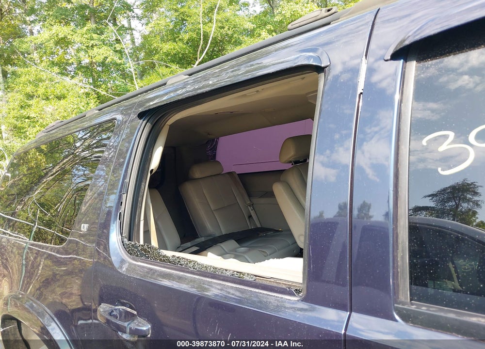 2007 CHEVROLET SUBURBAN 1500 LT VIN: 3GNFK16357G197238