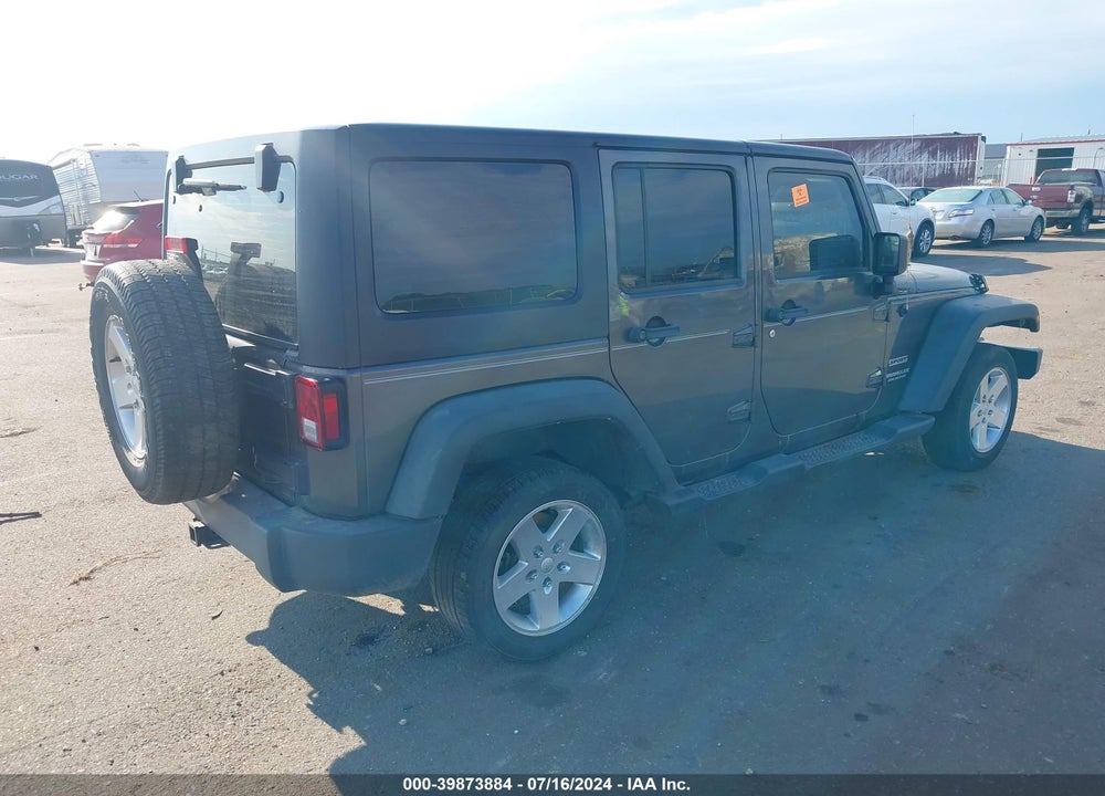 2014 JEEP WRANGLER UNLIMITED SPORT VIN: 1C4BJWDG6EL261316