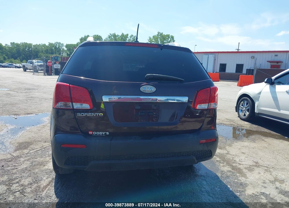 2011 KIA SORENTO EX V6 VIN: 5XYKUDA27BG116376