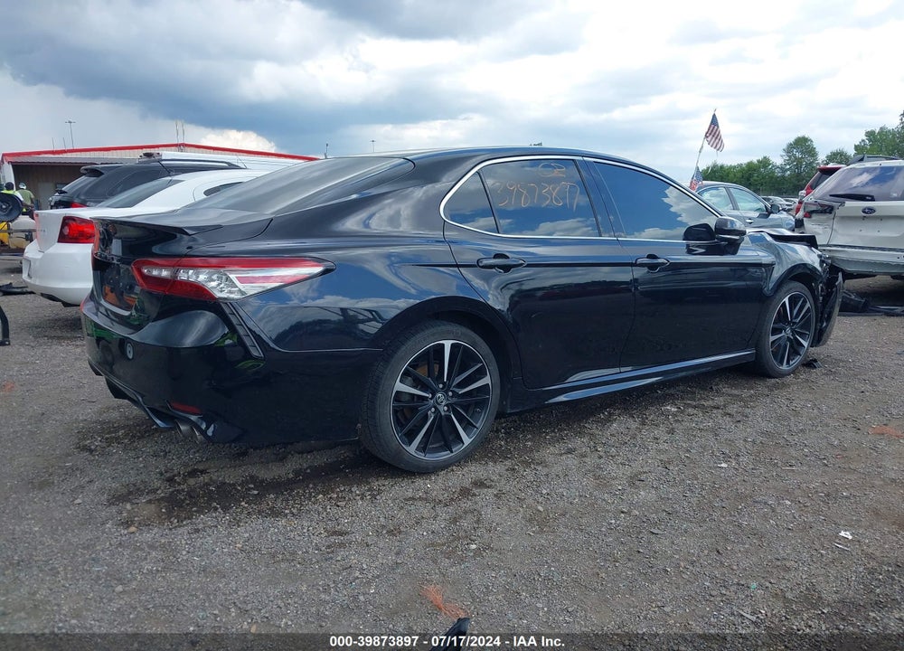 2018 TOYOTA CAMRY XSE VIN: 4T1B61HK3JU519892
