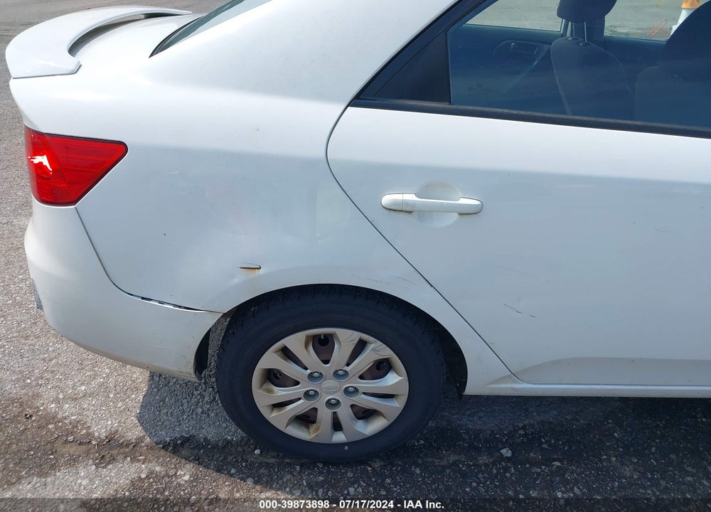 2010 KIA FORTE EX VIN: KNAFU4A23A5210566