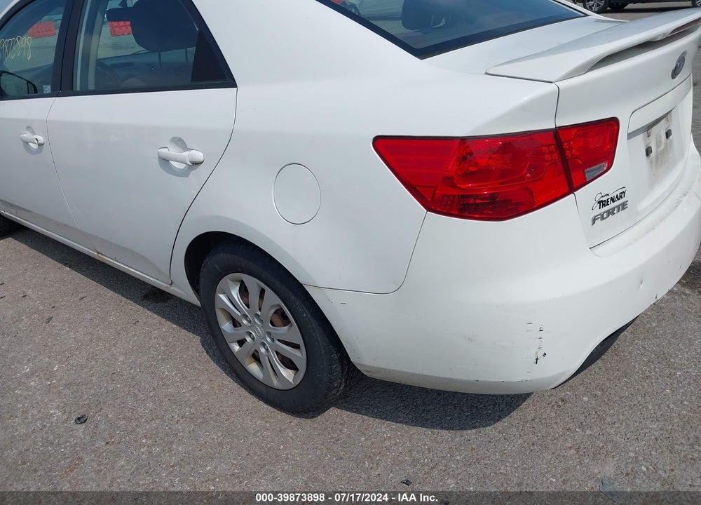 2010 KIA FORTE EX VIN: KNAFU4A23A5210566