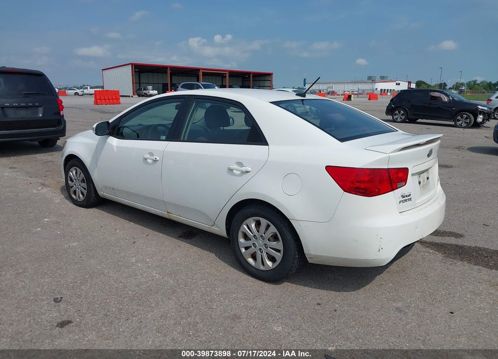 2010 KIA FORTE EX VIN: KNAFU4A23A5210566
