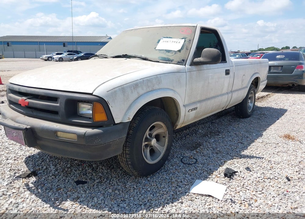1996 CHEVROLET S TRUCK S10 VIN: 1GCCS14X8TK139757