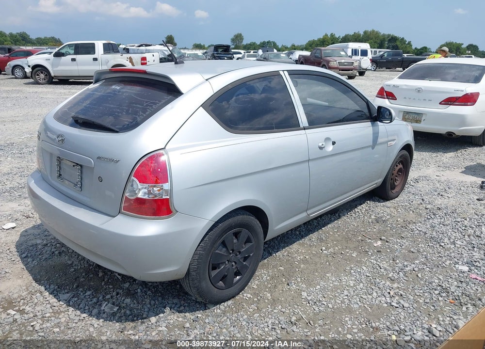 2010 HYUNDAI ACCENT VIN: KMHCM3AC6AU184815