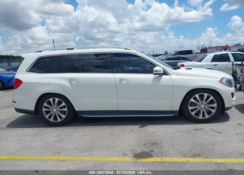 2013 MERCEDES-BENZ GL 450 4MATIC VIN: 4JGDF7CE0DA213820
